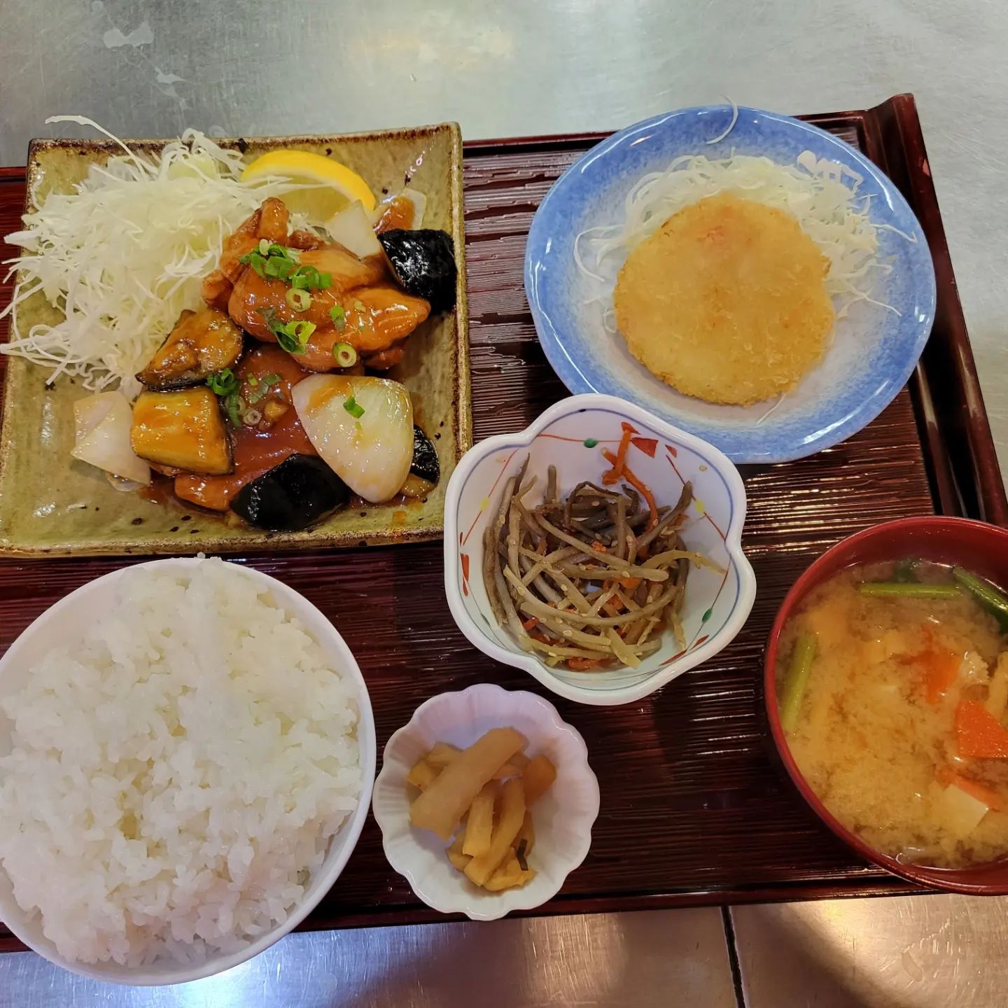 あかねや食堂今日の日替り定食

# Eat